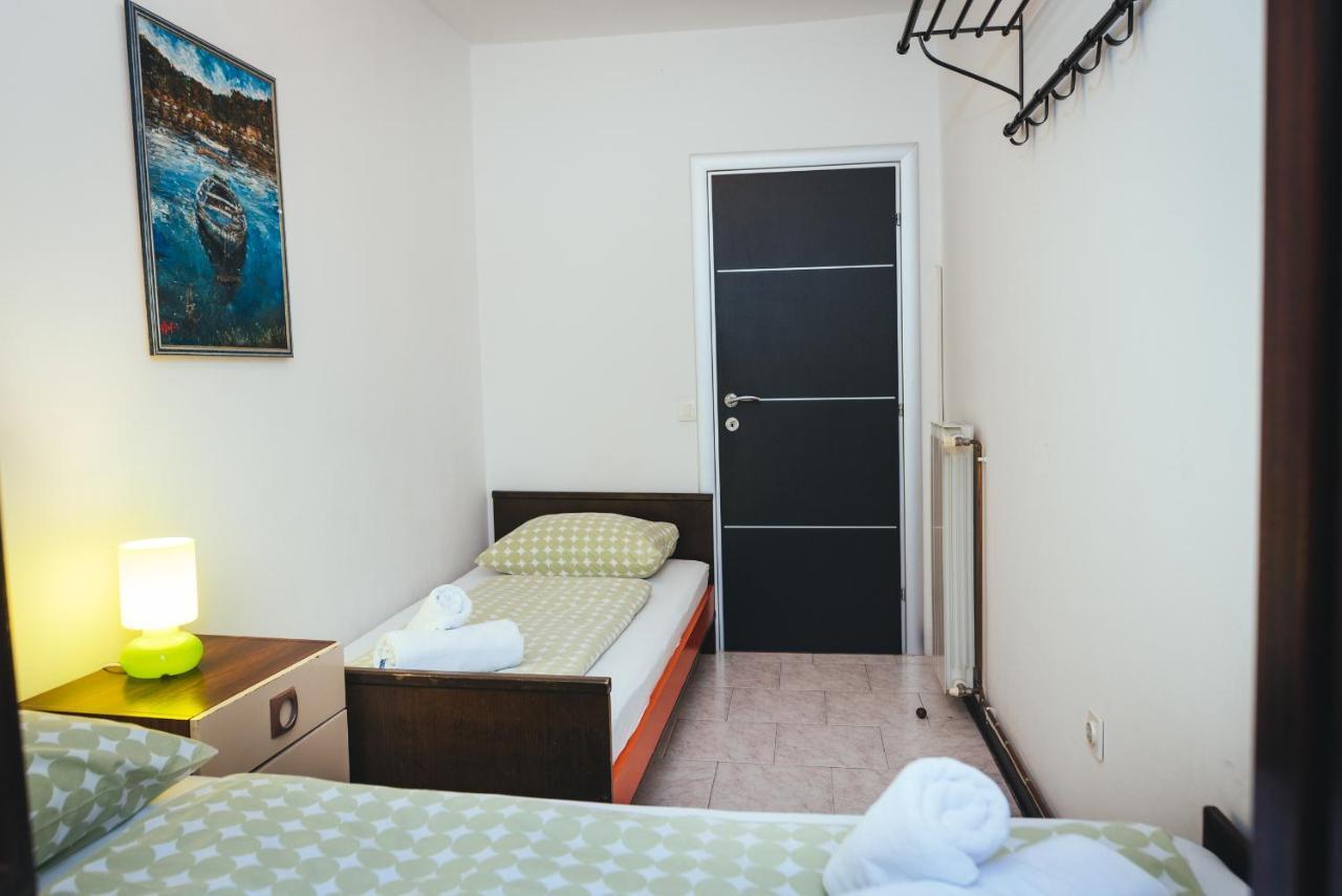 Apartment Bruna Pirano Esterno foto